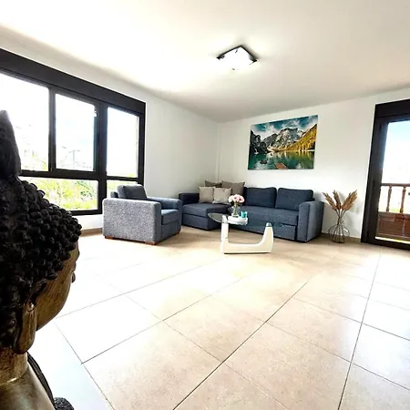 Ojos Del Oceano Palm-mar